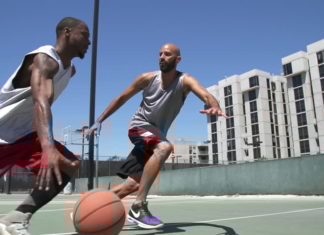 players playing outdoor basket ball
