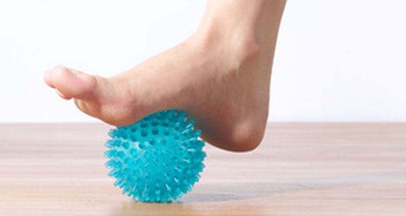 Header image for plantar fasciitis shoes article