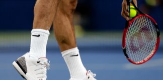 best tennis shoes article banner image